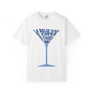 Trendy Italian graphic tee shirt for women blue tshirt for summer martini t shirt with Italian quote La dolce vita tshirt unisex graphic tee